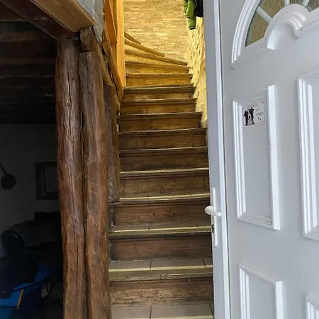 Hébergement de vacances Charmante Maison De Village *