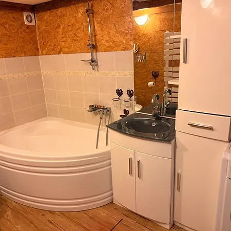 펜션 Charmante Maison De Village Beauvezer